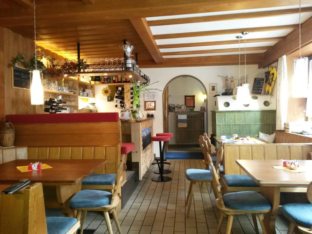 蒂雷斯 雪绒花旅馆酒店 外观 照片